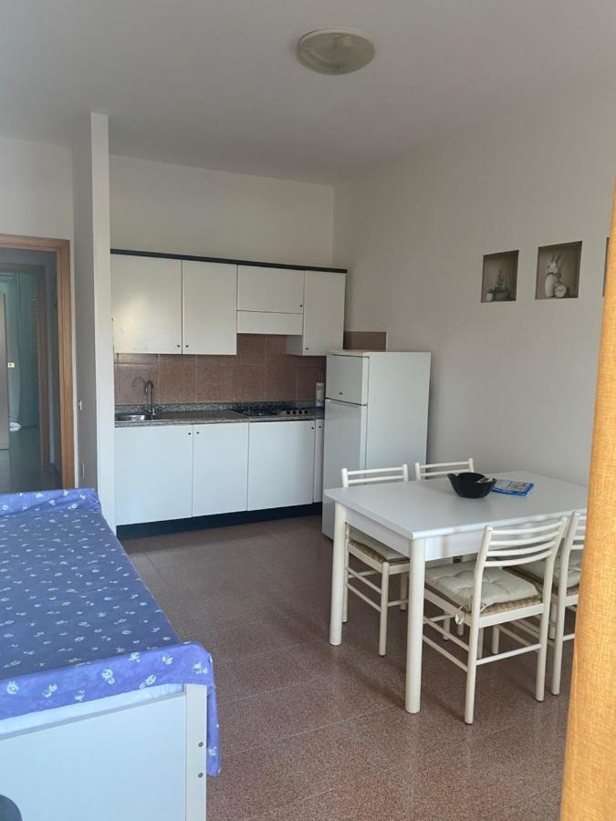 Lemon Apartments Villasimius Ngoại thất bức ảnh